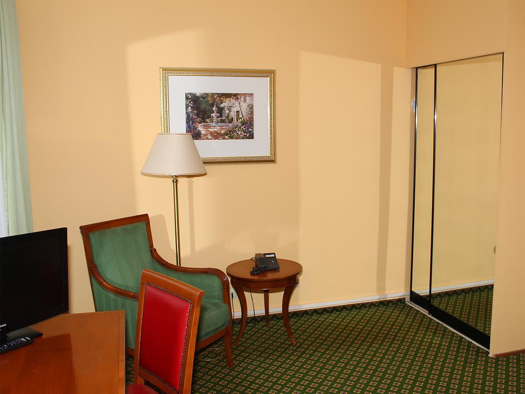 Parkhotel Sonne Шёнау-им-Шварцвальд Экстерьер фото