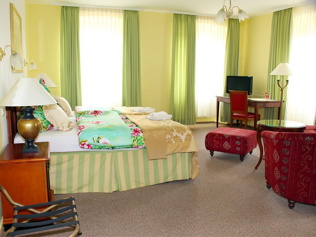 Parkhotel Sonne Шёнау-им-Шварцвальд Экстерьер фото